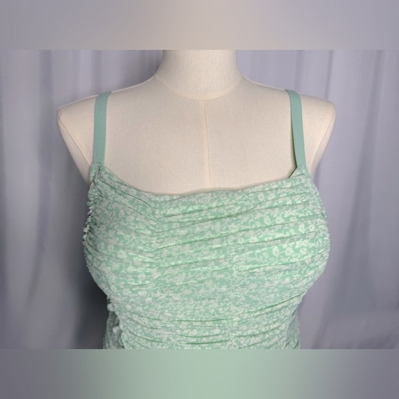 Torrid Women's Ruched Mesh Stretch Tank Top (640) - Picture 8 of 13